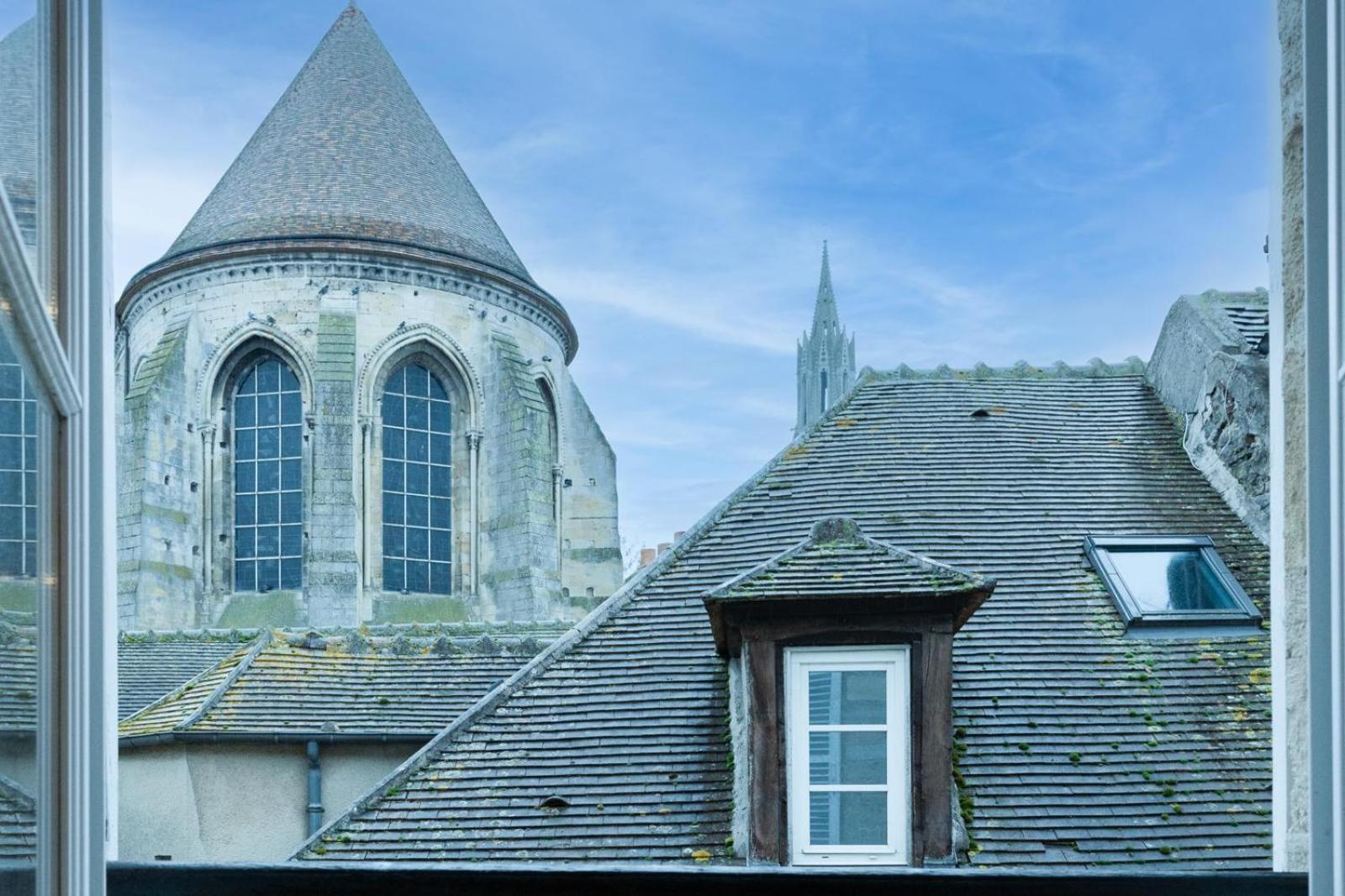 Appartement Au Coeur De Senlis Senlis  Exterior photo